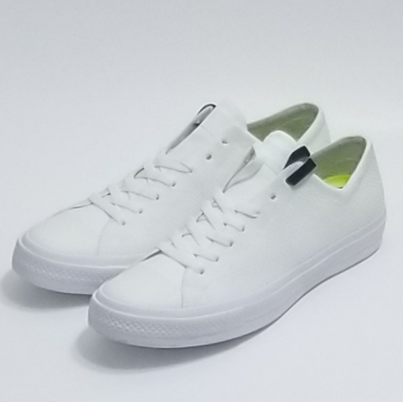 converse nike white